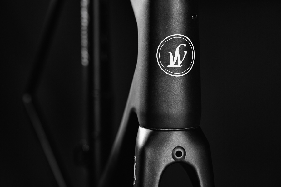 Lightweight Urgestalt carbon