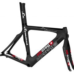 Alpcross presenta su primer cuadro de carretera