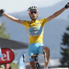 Nibali se hace con el Tour de Francia y con la triple corona
