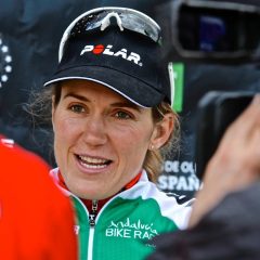 Polar y Trek se unen a Claudia Galicia en 2015