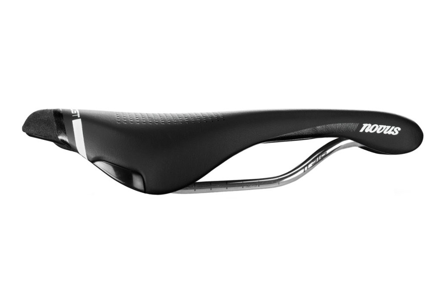 Selle Italia Novus Boost Superflow saddle