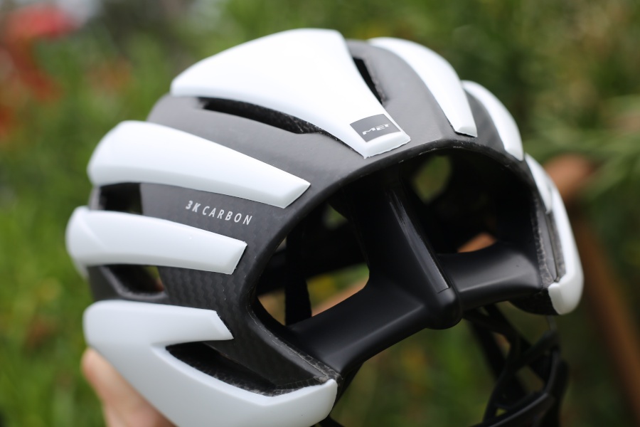 Met Trenta 3K Carbon casco