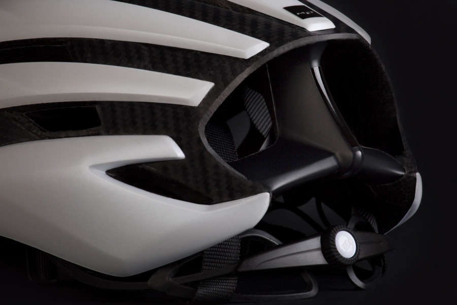 Met Trenta 3K Carbon detalle