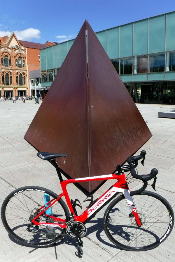 Berria Belador Aero Hybrid ebike