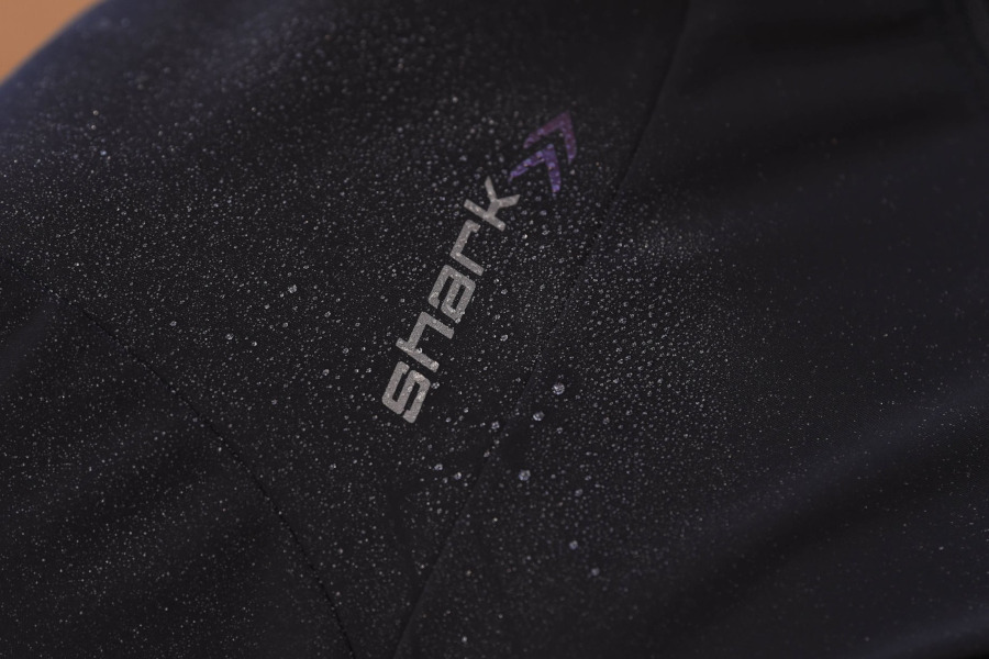 rh Shark Light impermeable