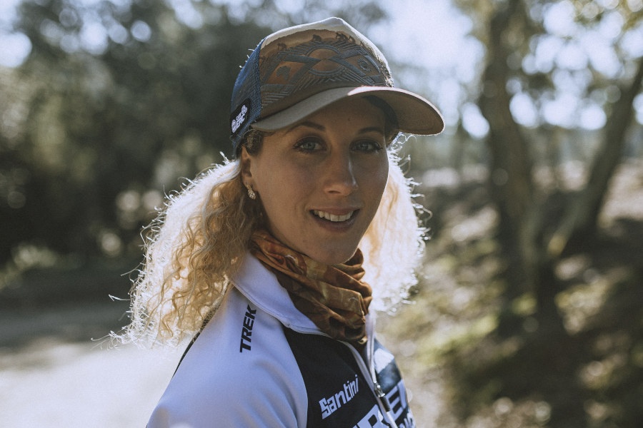 BUFF Jolanda Neff