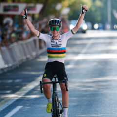 Movistar ficha a Van Vleuten, la mejor ciclista del mundo