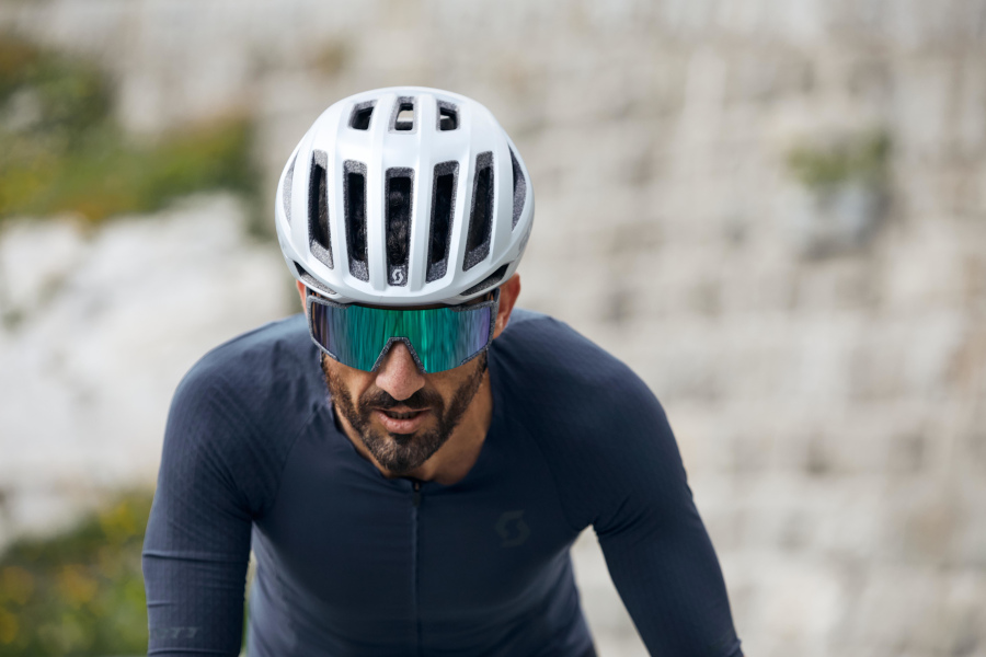 Scott Centric Plus casco