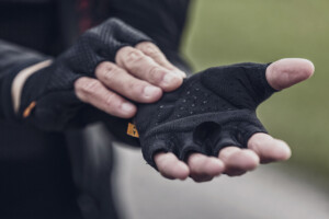 Elastic Interface Race Palm