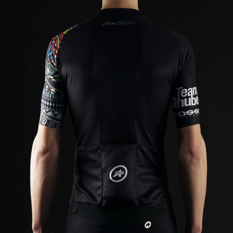 qhubeka assos cycling team