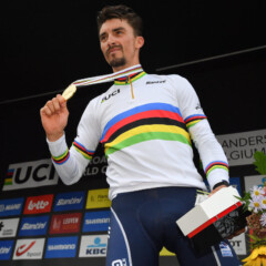 Alaphilippe revalida el título mundial en Flandes