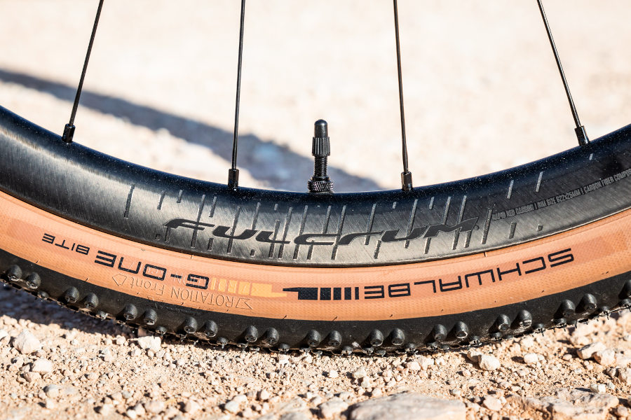Fulcrum Rapid Red Carbon tire