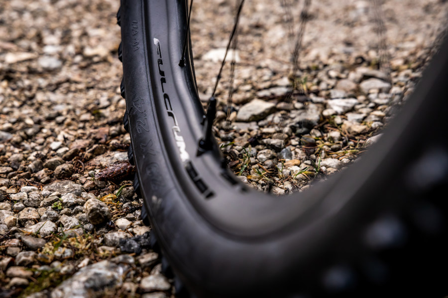 Fulcrum Red Zone Carbon BTT