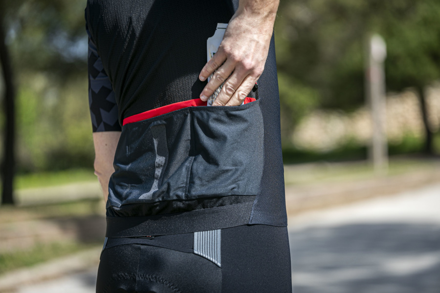 Assos Equipe RS S9 Targa test
