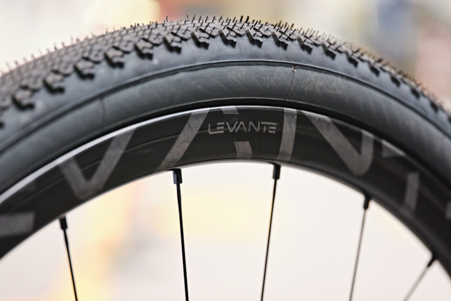 Campagnolo Levante gravel carbon