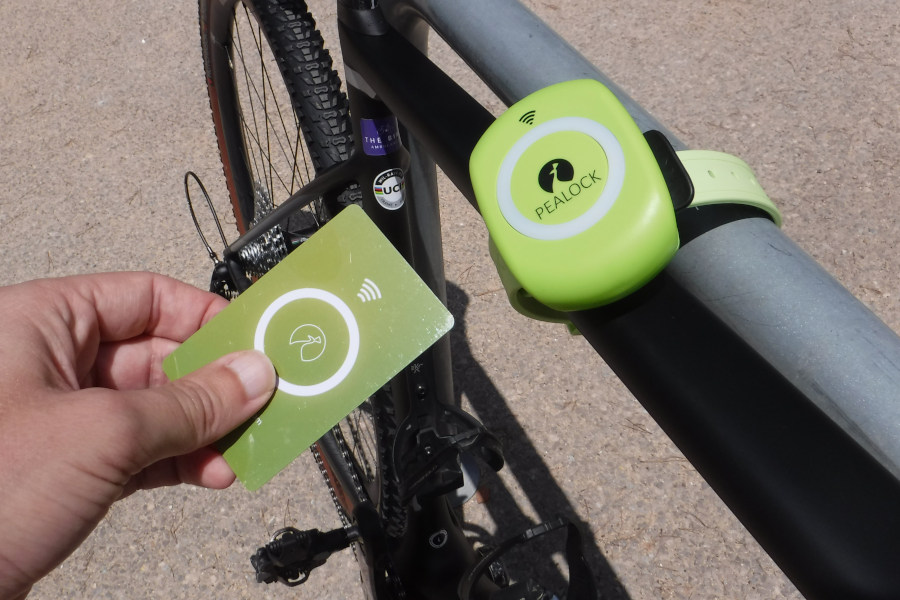 Pealock 2 GPS NFC