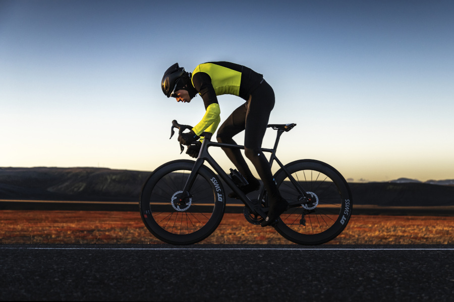 Contest Assos Equipe R Habu S9