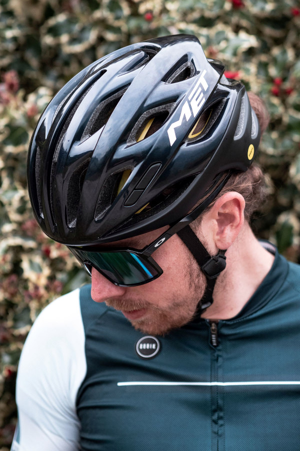 Met Estro Mips casco