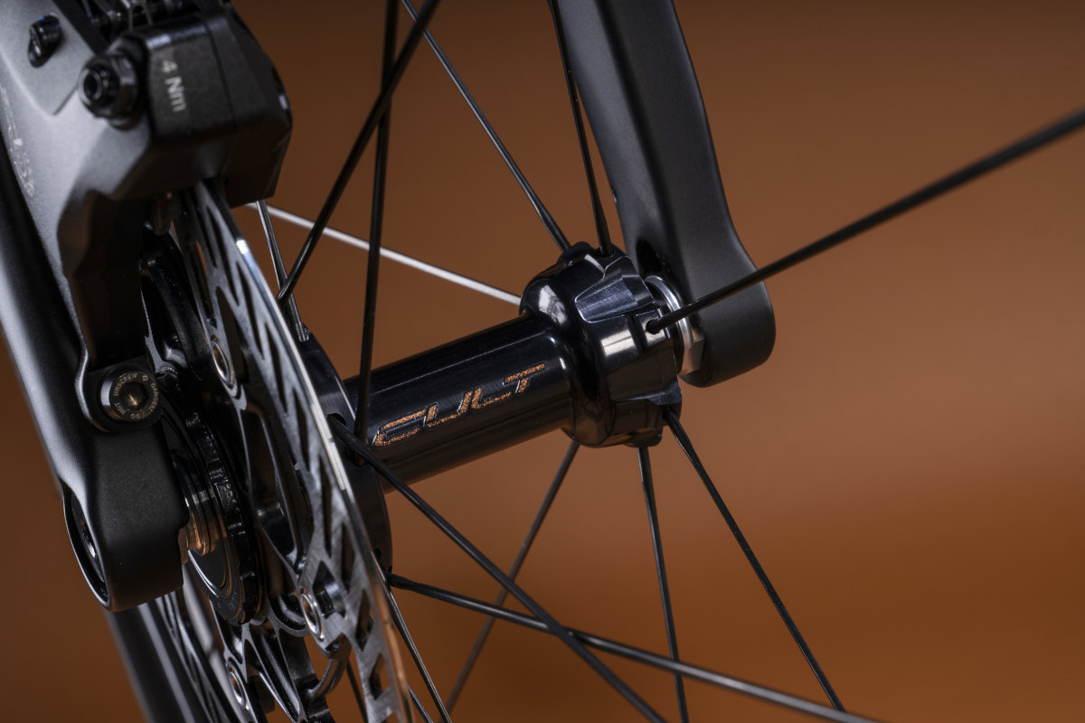 Campagnolo Hyperon Ultra hub