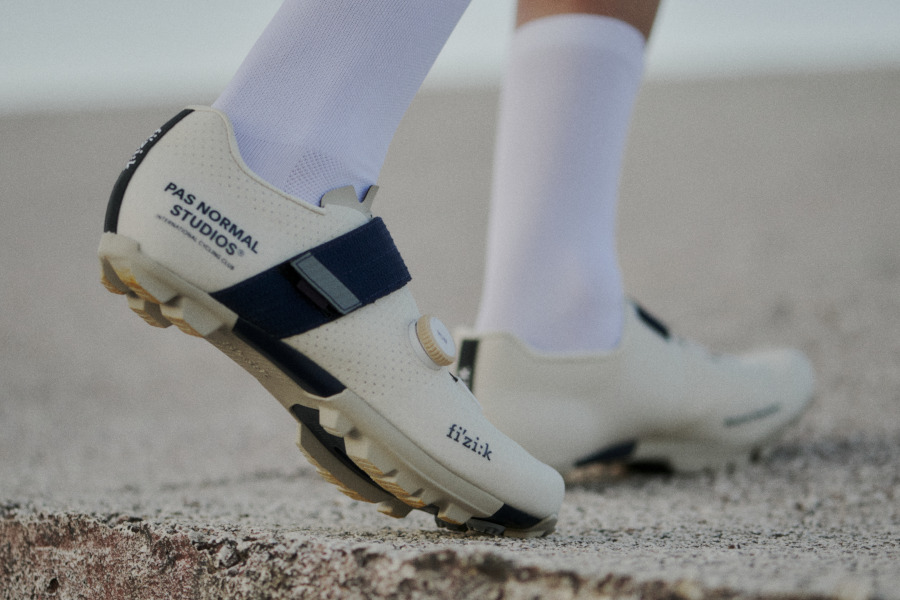 Pas Normal Studios x Fizik Ferox Carbon shoes