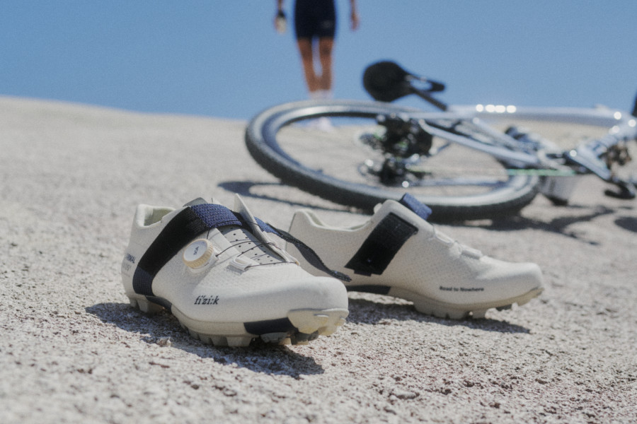 Pas Normal Studios x Fizik Ferox Carbon zapatillas