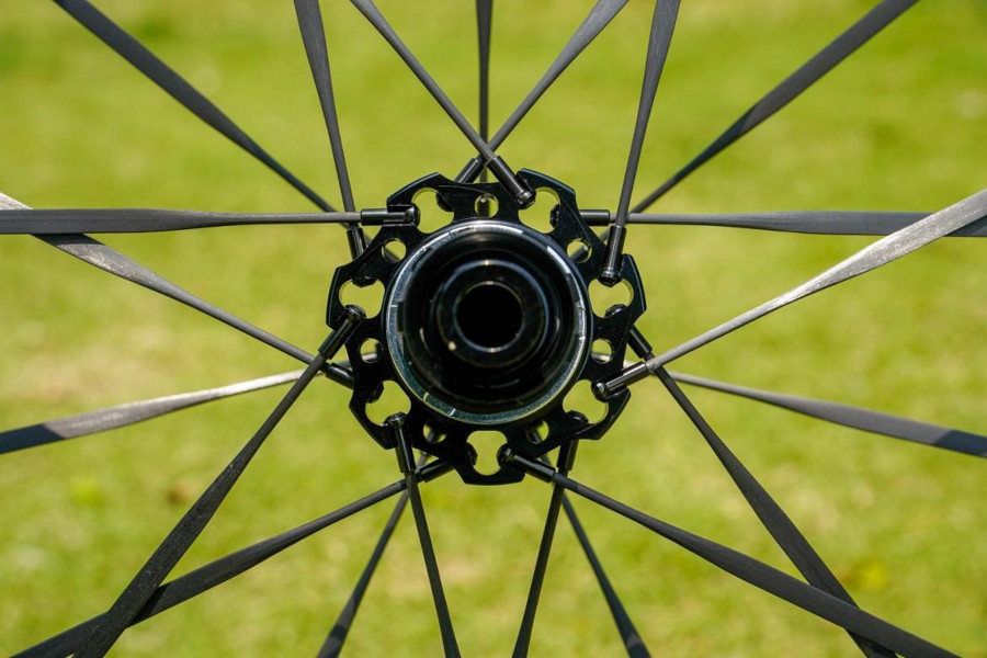 Superteam Ultra 2023 carbon