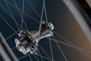 Campagnolo Bora Ultra WTO 2024 carbon hub