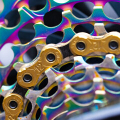 Las cadenas KMC, ahora con Bicimax