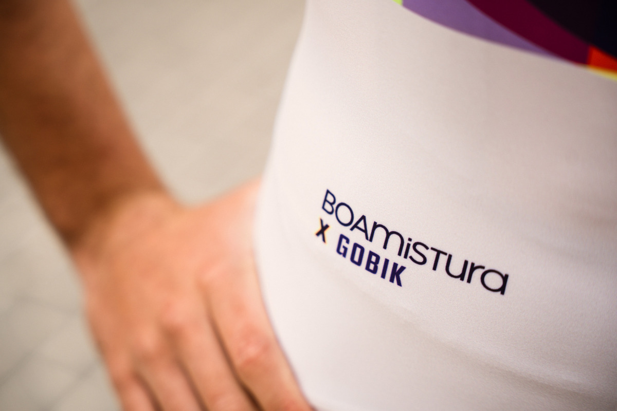 Gobik Factory Team x Boa Mistura conjunto