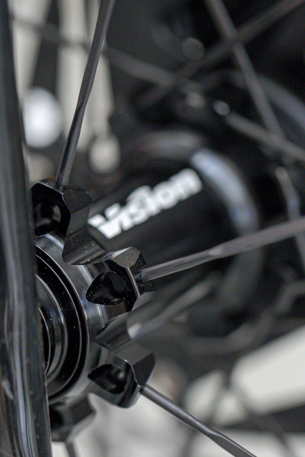 Vision SC 60 hub