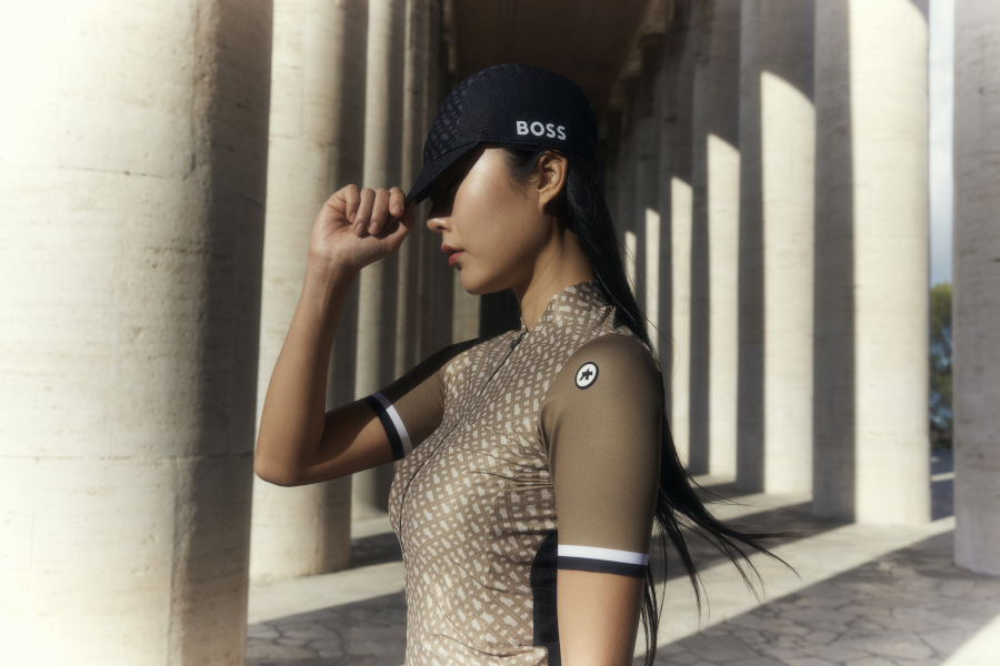 Boss x Assos 2024 accesorios