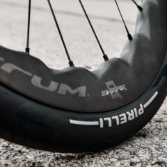 Ruedas Fulcrum Sharq