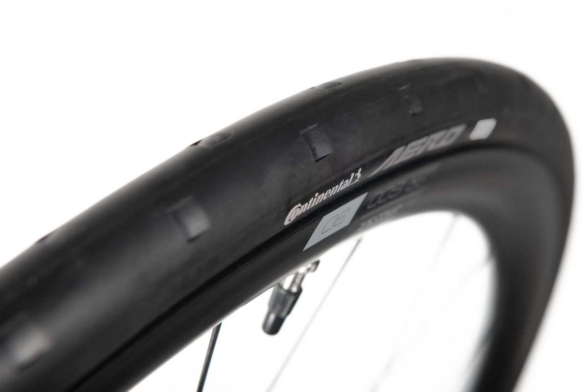 Continental Aero 111 DT Swiss tire