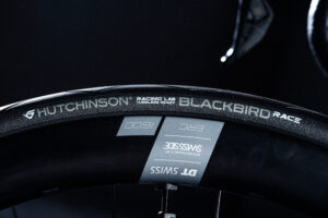 Hutchinson Blackbird Race Racing Lab