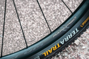 Fulcrum Rapid Red AL gravel