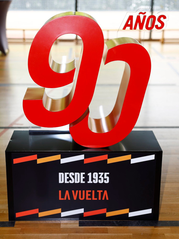 La Vuelta 90 años