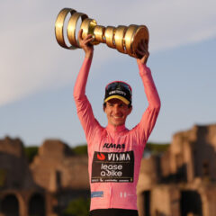 Simon Yates da la sorpresa en el Giro de Italia