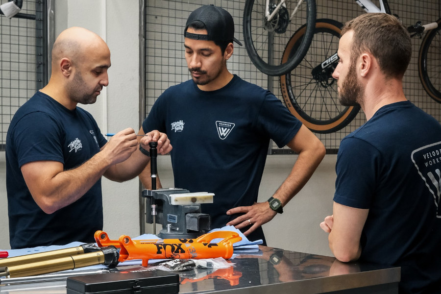Velodrom Workshop suspensiones