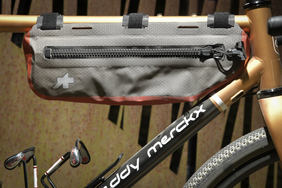 Assos x Ortlieb Frame-Pack Toptube prueba