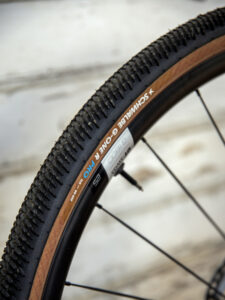 Schwalbe G-One R Pro neumatico