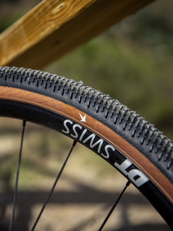 Schwalbe G-One R Pro tire