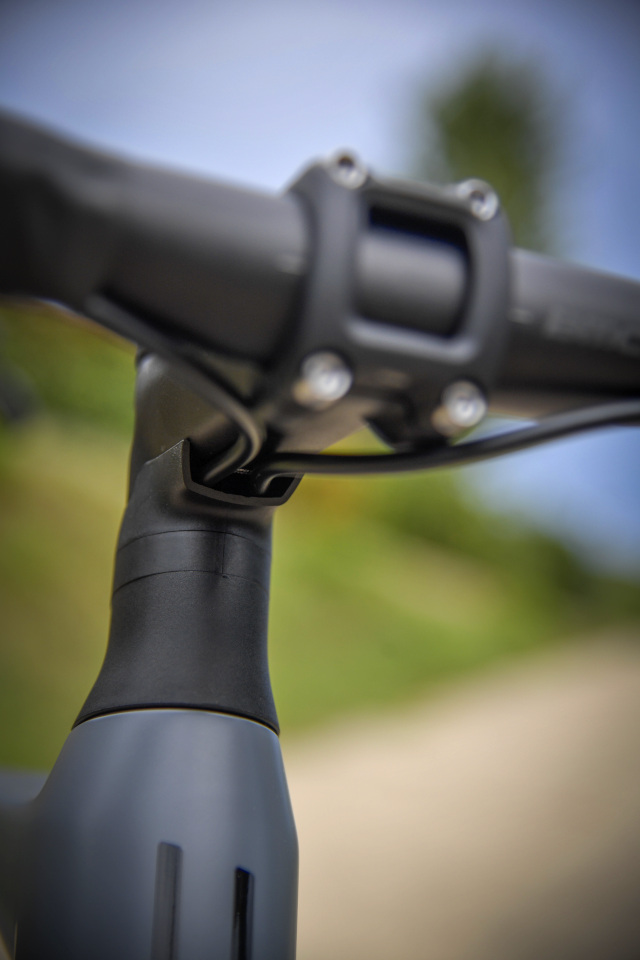 BMC Teammachine SLR TWO test cables