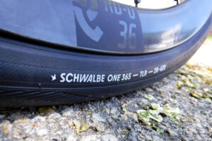 Schwalbe One 365 TLR test