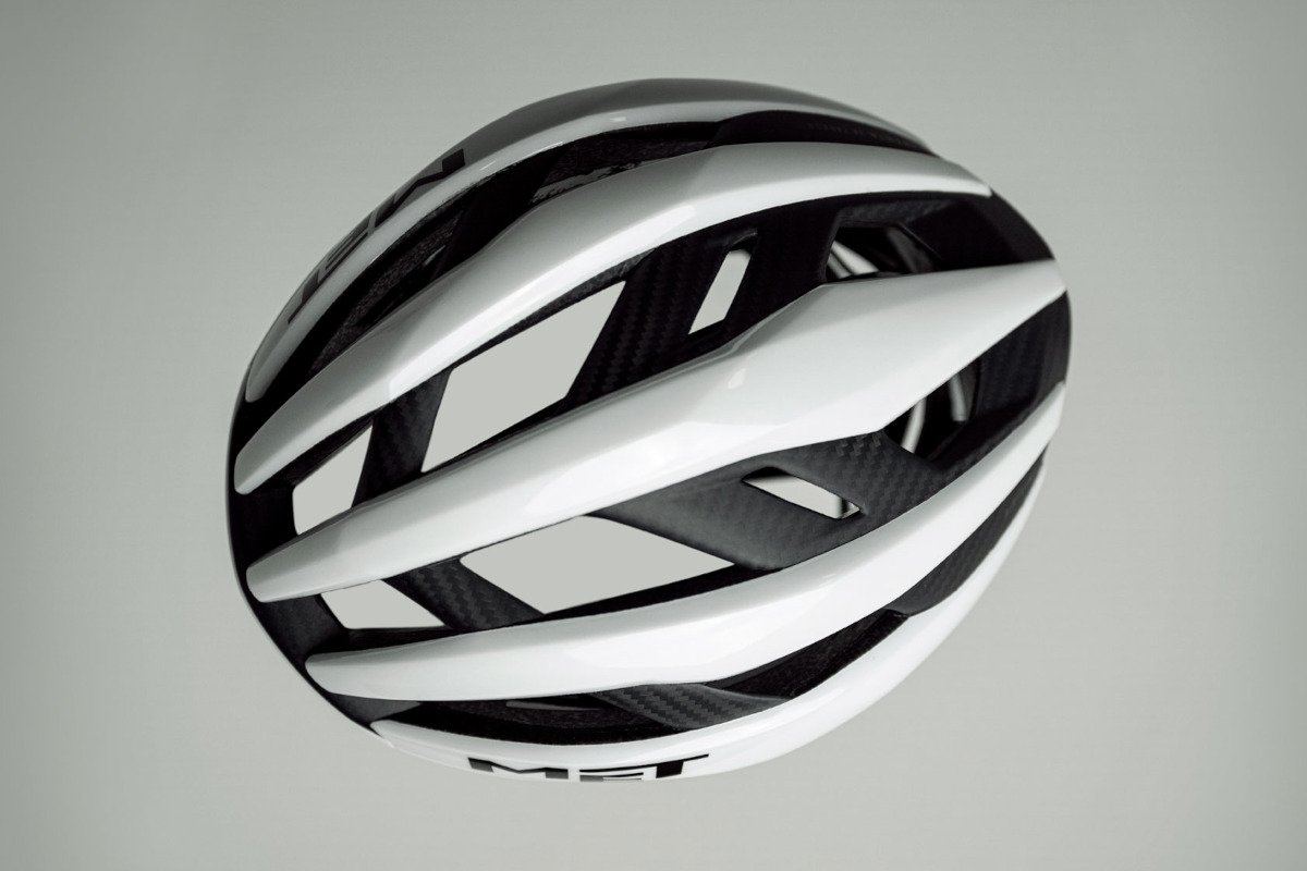 Met Trenta 3K Carbon Mips 2025 casco