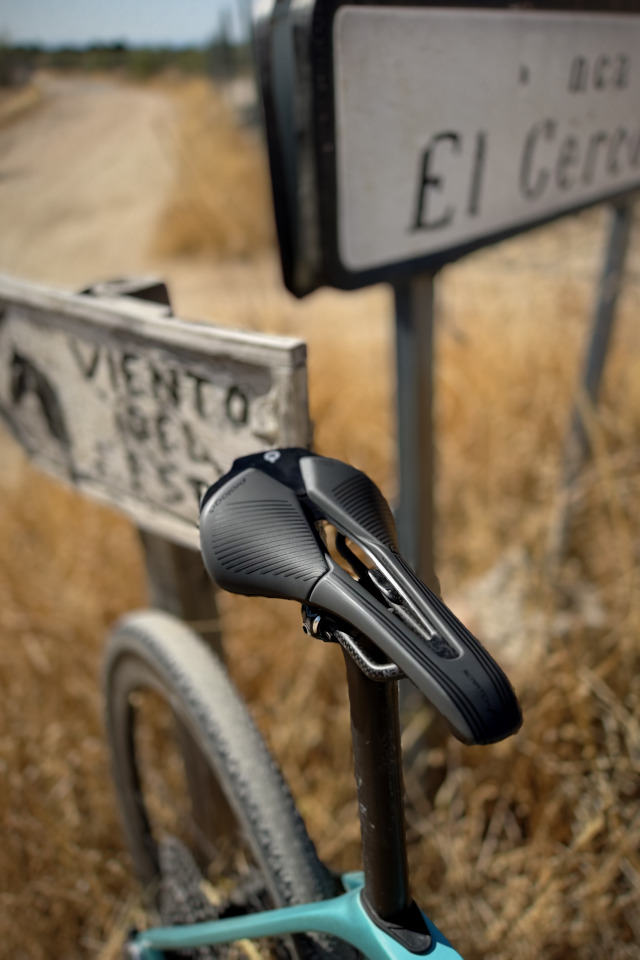 Prologo AGX 2026 saddle gravel