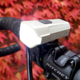 TEST: Luz delantera Moon Vela 350