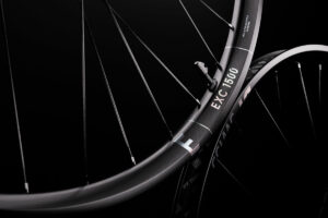 DT Swiss 1500 carbon
