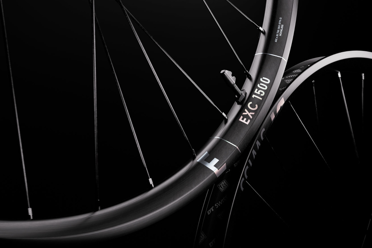 DT Swiss 1500 carbon