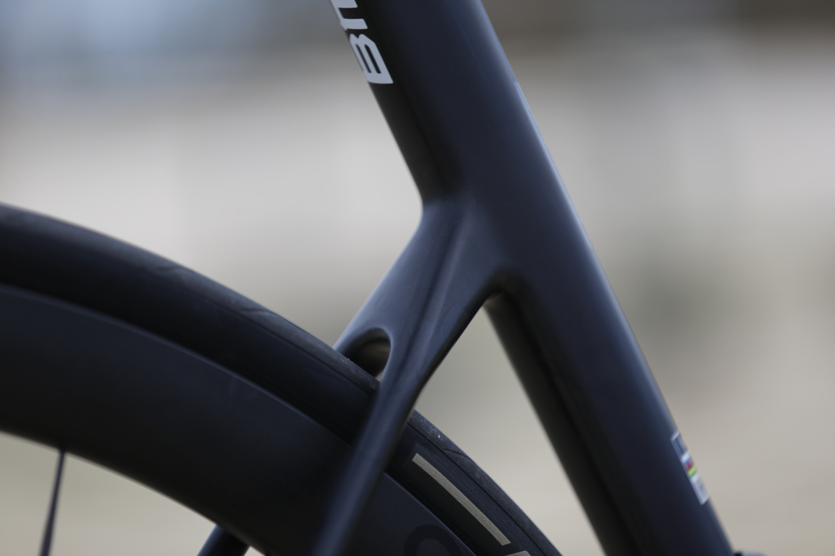 BMC Teammachine SLR 01 ONE carbon