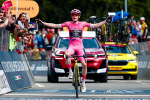 Vingegaard Giro Italia